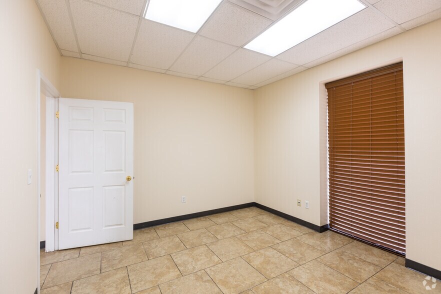 More Photos Of 8801 W County Road 127, Midland Warehouse For Lease