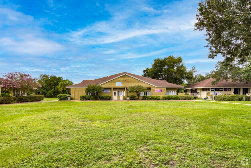 More Photos Of 5037 Ringwood Mdw, Sarasota Office For Lease