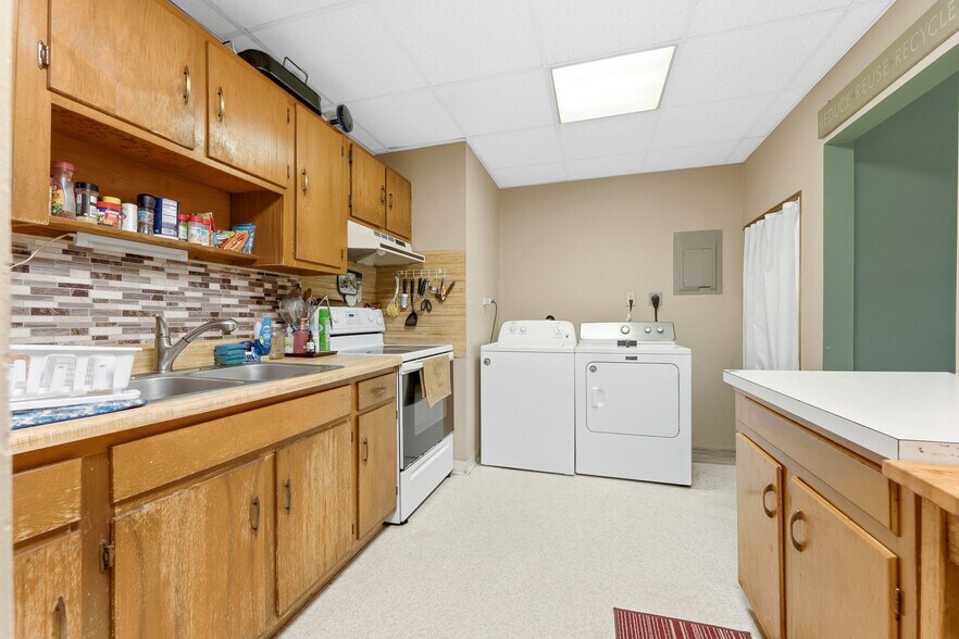 More Photos Of 320 Watts St, Morgantown Apartments For Sale