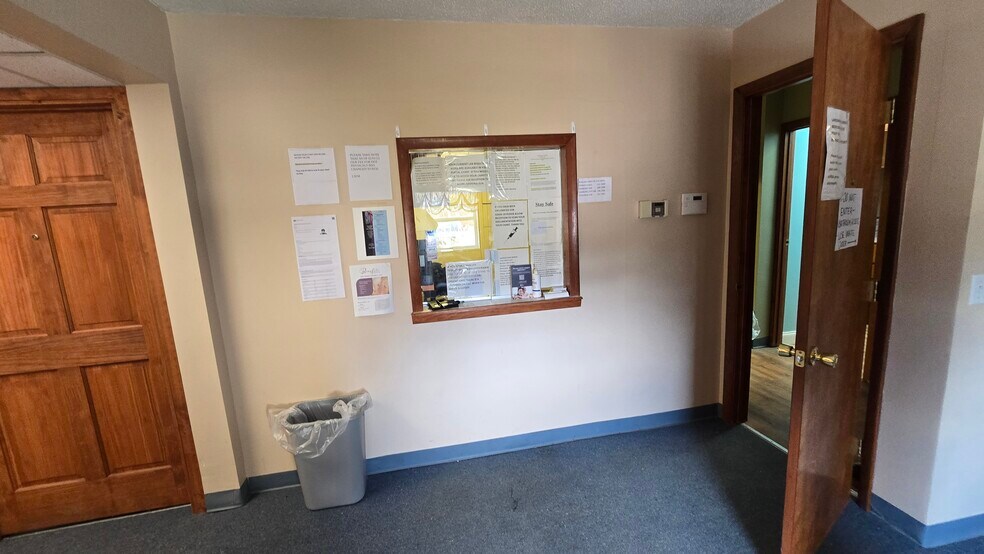 More Photos Of 12655 Seneca Rd, Irving Medical For Sale