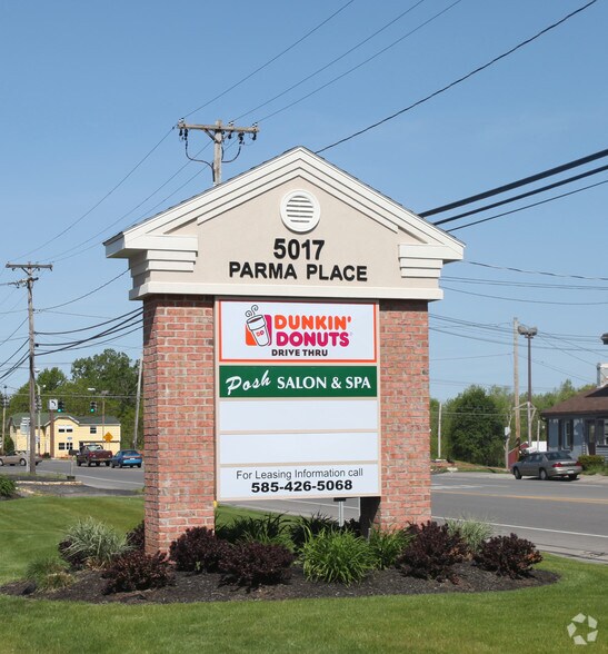 More Photos Of 5017 W Ridge Rd, Spencerport Storefront Retail Office For Lease