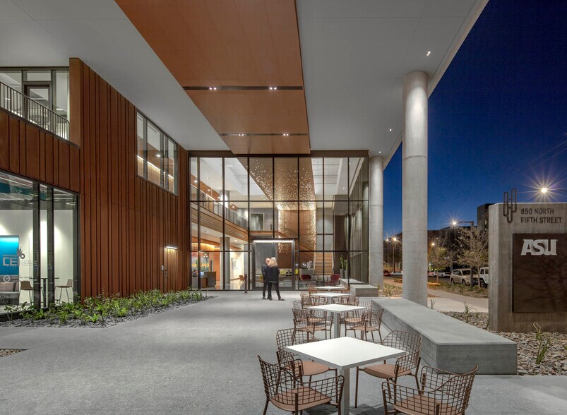 More Photos Of 850 N 5th St, Phoenix Medical For Lease