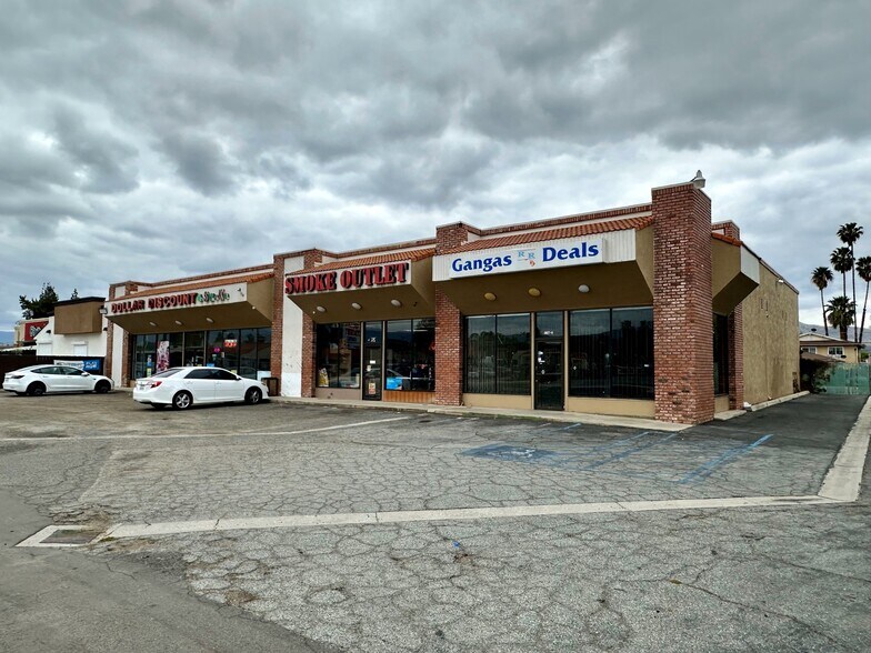 Primary Photo Of 41615-41627 E Florida Ave, Hemet Freestanding For Lease
