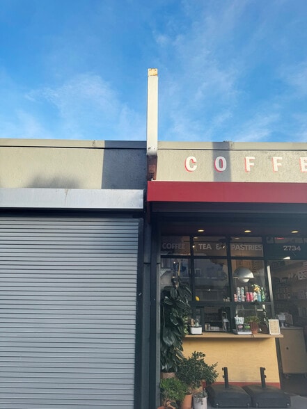 More Photos Of 2734 N Eastern Ave, Los Angeles Freestanding For Sale