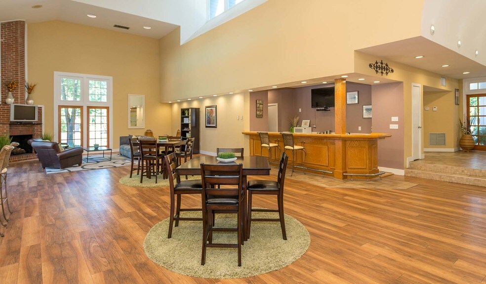 More Photos Of 3001 Reflections Way, Virginia Beach Apartments For Sale