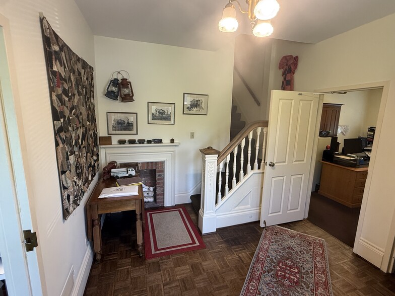More Photos Of 1050 Boyce Rd, Pittsburgh Office For Sale