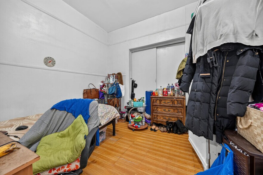 More Photos Of 6049 68th Ave, Ridgewood Apartments For Sale
