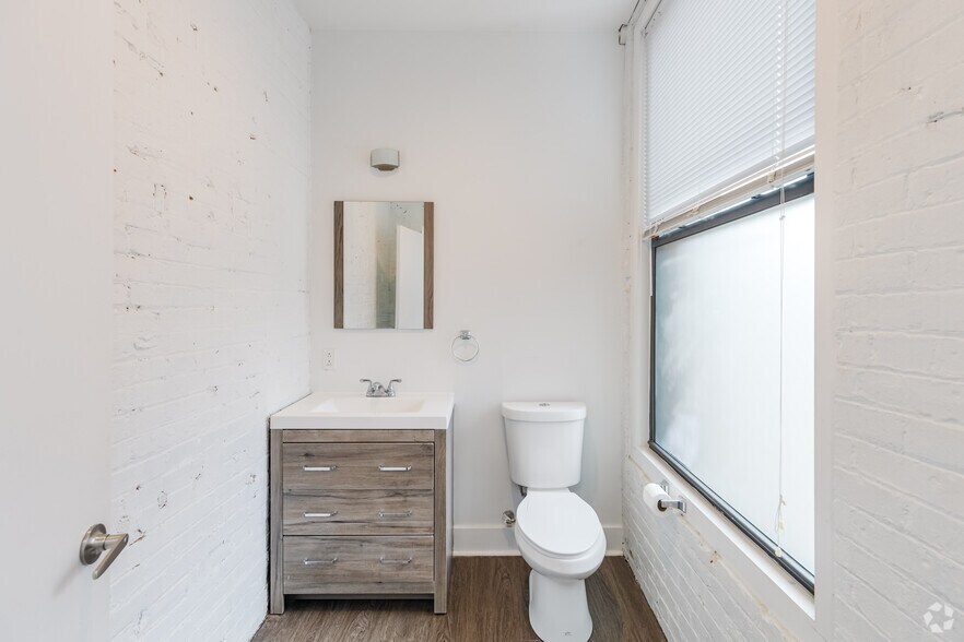 More Photos Of 432-440 1st Ave, Pittsburgh Apartments For Lease