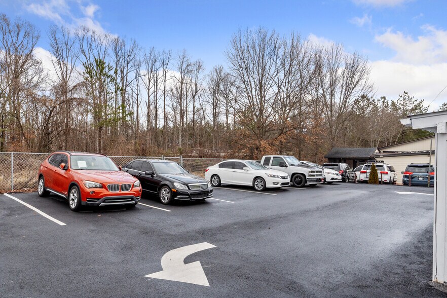 More Photos Of 3705 Buford Hwy, Duluth Auto Dealership For Sale