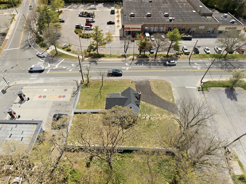 More Photos Of 749 E Main St, Kings Park Office Residential For Sale