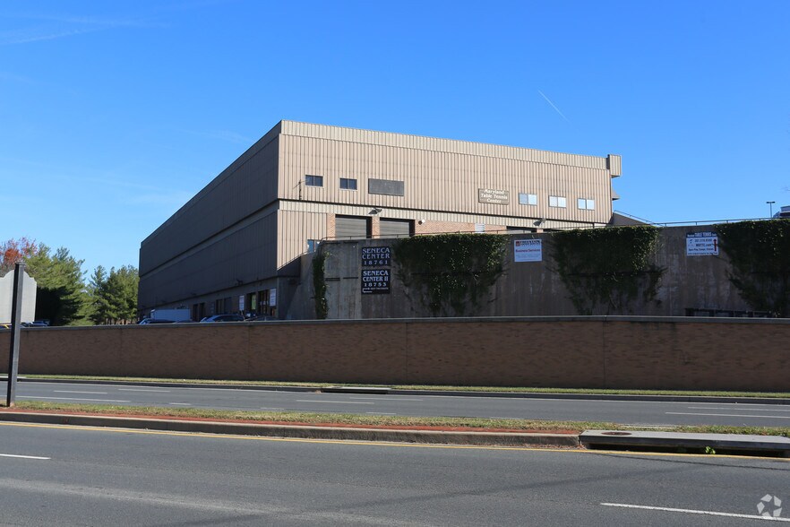 More Photos Of 18761 N Frederick Ave, Gaithersburg Light Distribution For Lease