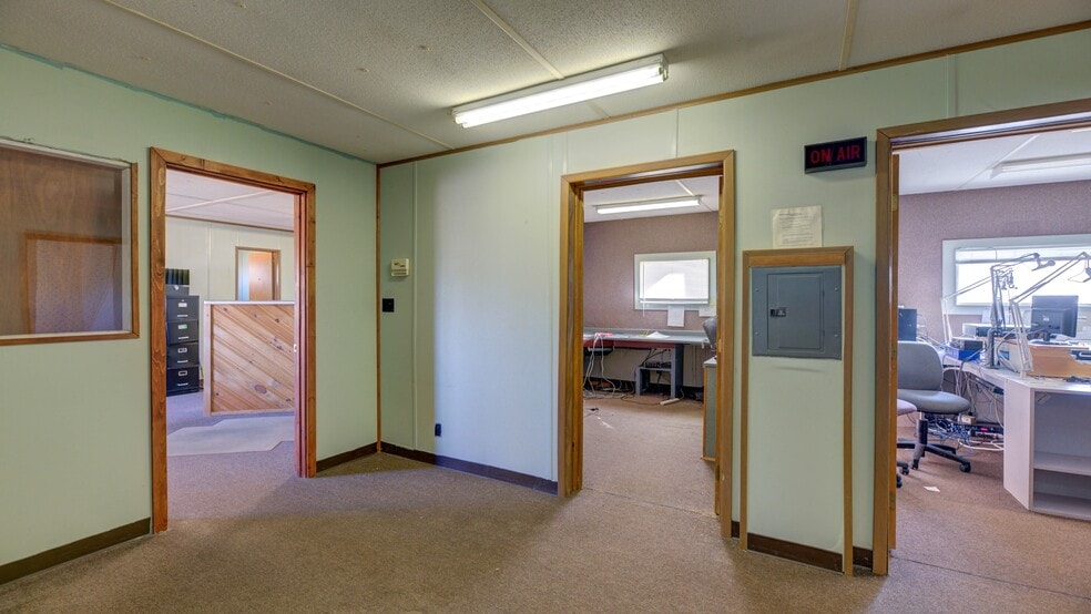 More Photos Of 5816 NY-30, Amsterdam Specialty For Sale