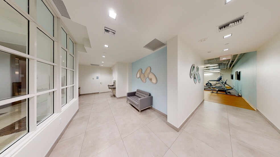 More Photos Of 2 Alhambra Plz, Coral Gables Office Residential For Lease