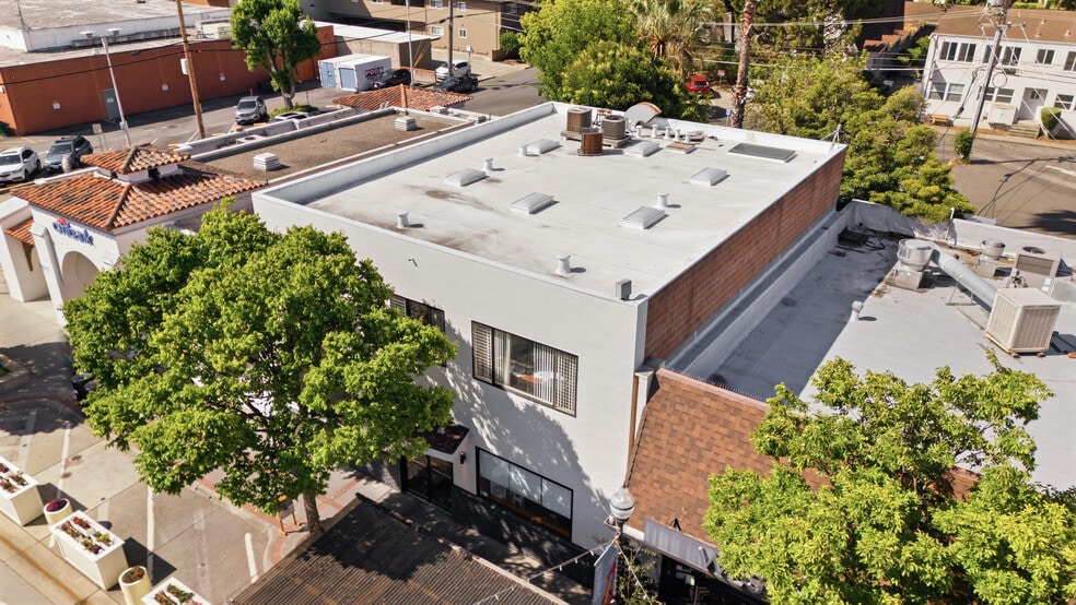 More Photos Of 790 Laurel St, San Carlos Office For Sale