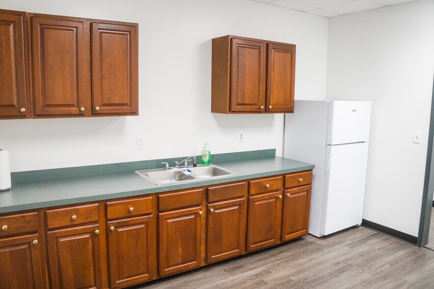 More Photos Of 203 Capcom Ave, Wake Forest Flex For Lease