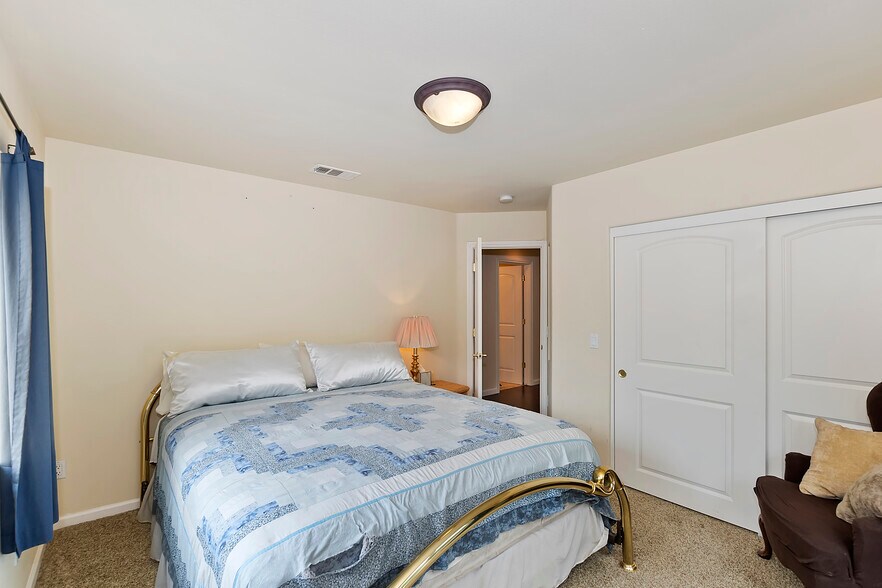 More Photos Of 26288 CA-18, Rimforest Storefront Retail Residential For Sale