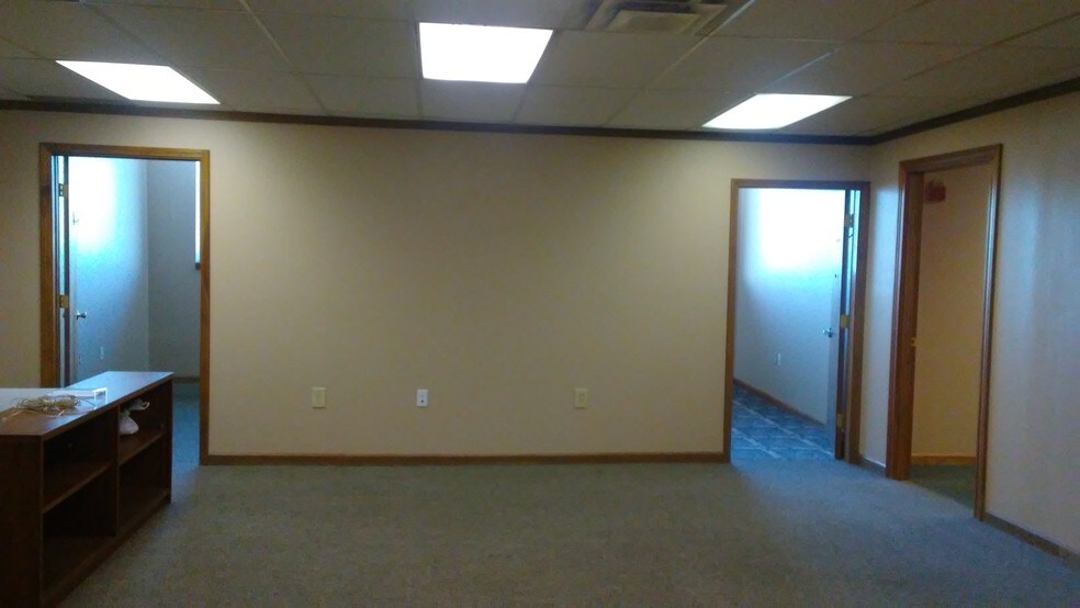 More Photos Of 55 S State Ave, Indianapolis Flex For Sale