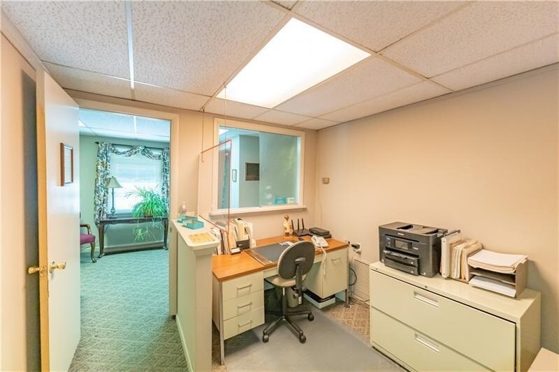 More Photos Of 4064 William Penn Hwy, Murrysville Medical For Lease