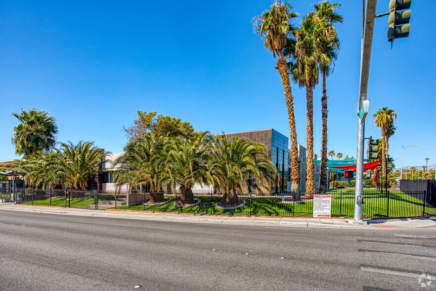 More Photos Of 2000 S Eastern Ave, Las Vegas Loft Creative Space For Sale