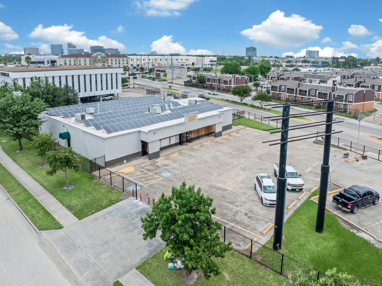 More Photos Of 12036 Airline Dr, Houston Medical For Sale