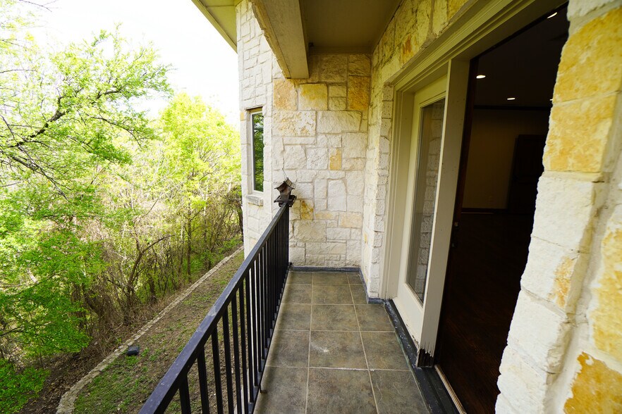 More Photos Of 3012 Ridge Rd, Rockwall Office For Lease
