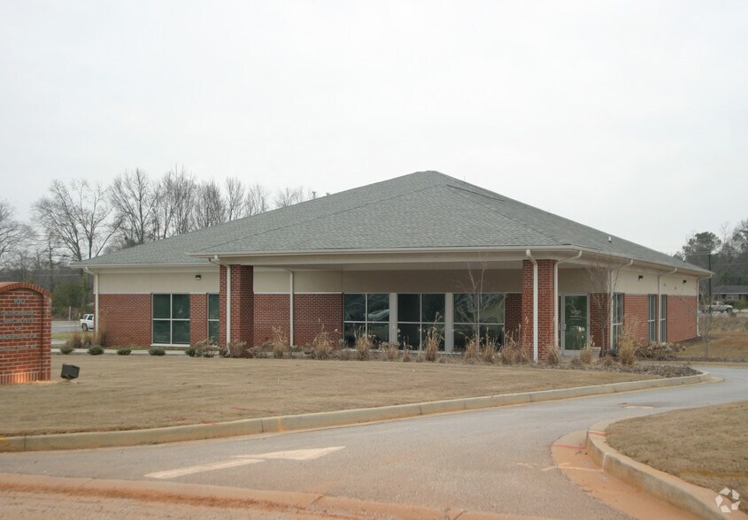 Primary Photo Of 100 Perpetual Sq, Anderson Medical For Lease