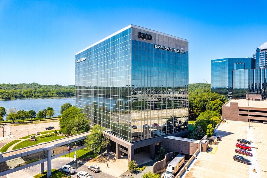 More Photos Of 8000-8500 Normandale Lake Blvd, Bloomington Unknown For Lease