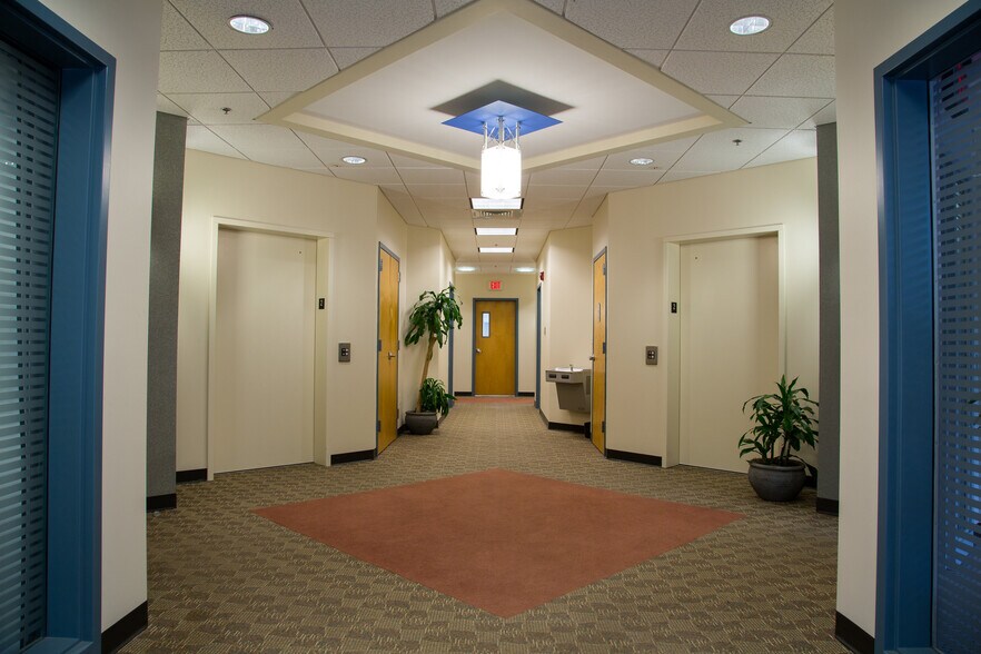 More Photos Of 15 Rye St, Portsmouth Office For Lease