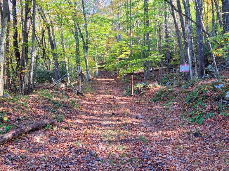 More Photos Of 0 Old Pluto Rd, Shady Spring Land For Sale