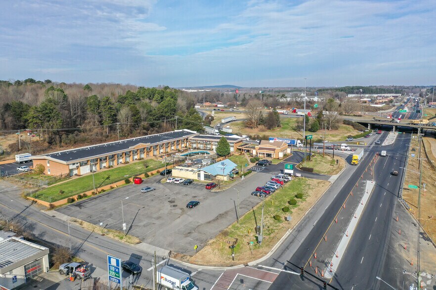 More Photos Of 1700 N Chester St, Gastonia Hotel For Sale