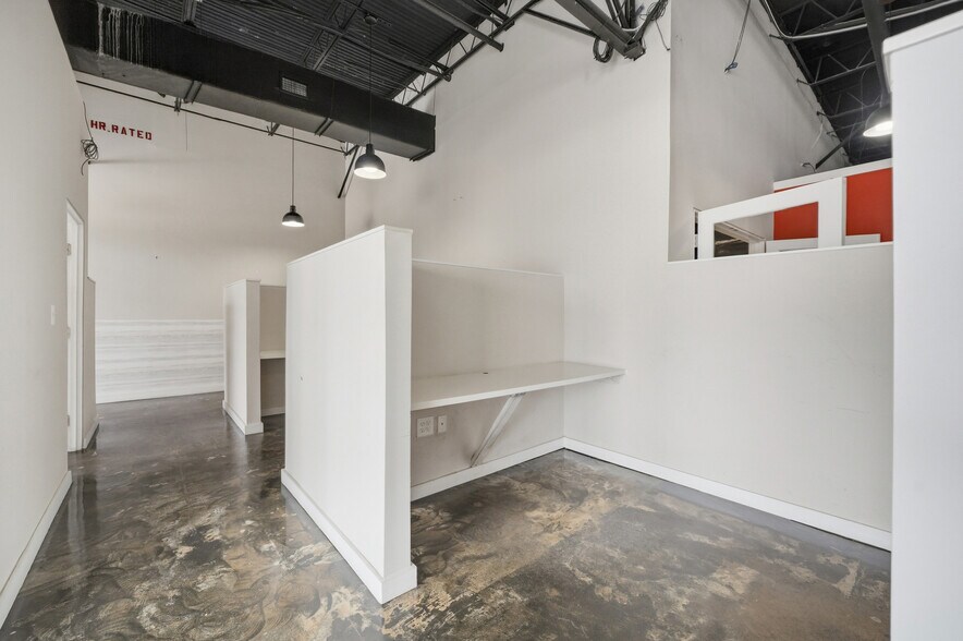 More Photos Of 102 6th Ave N, Jacksonville Unknown For Lease