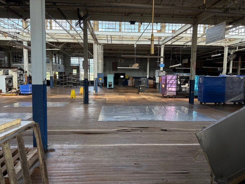 More Photos Of 331-335 N Main St. & W 8th Ave., Gloversville Manufacturing For Sale