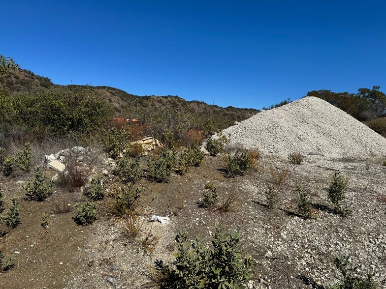 More Photos Of 25858 Mulholland hwy, Calabasas Land For Sale