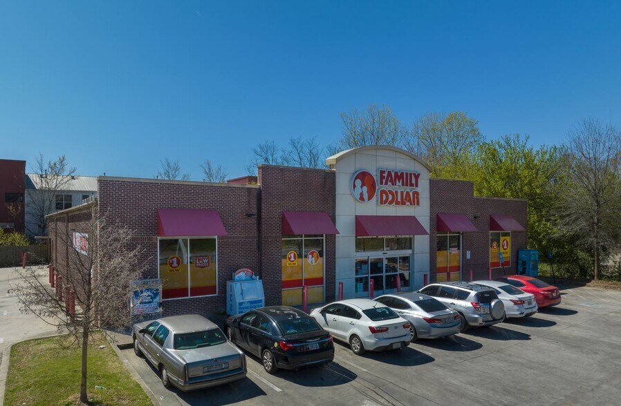 Primary Photo Of 1655 Memorial Dr SE, Atlanta Freestanding For Sale