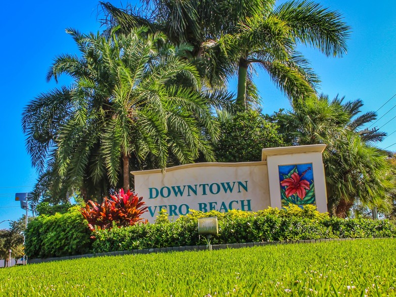 More Photos Of 1766 14th Ave, Vero Beach Restaurant For Sale