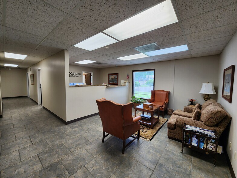 More Photos Of 3530 E 31st St, Tulsa Office For Sale