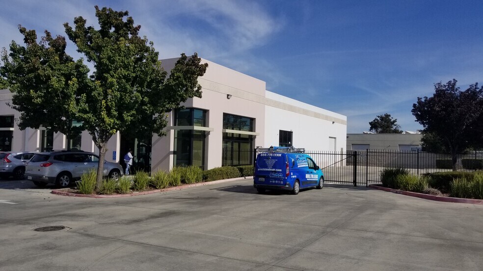 Primary Photo Of 2589 W 10th St, Antioch Research And Development For Sale
