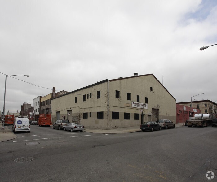 More Photos Of 35 Irving Ave, Brooklyn Warehouse For Lease