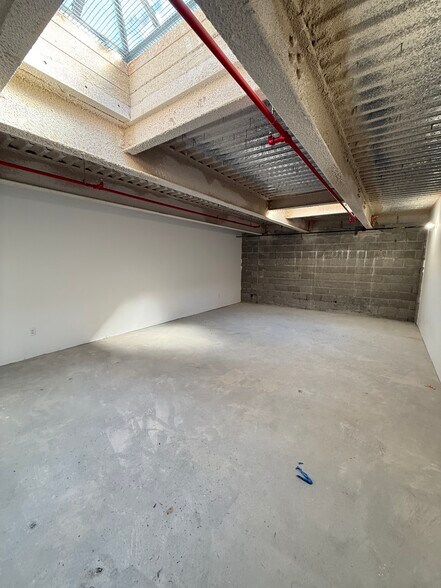 More Photos Of 2108 College Point Blvd, College Point General Retail For Lease