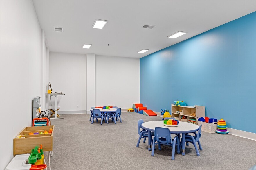 More Photos Of 1215 Tom Ginnever Ave, O'Fallon Religious Facility For Lease