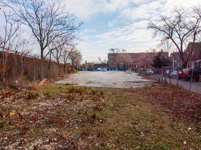 More Photos Of 1912 S California Ave, Chicago Land For Lease