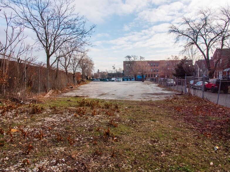 More Photos Of 1912 S California Ave, Chicago Land For Lease