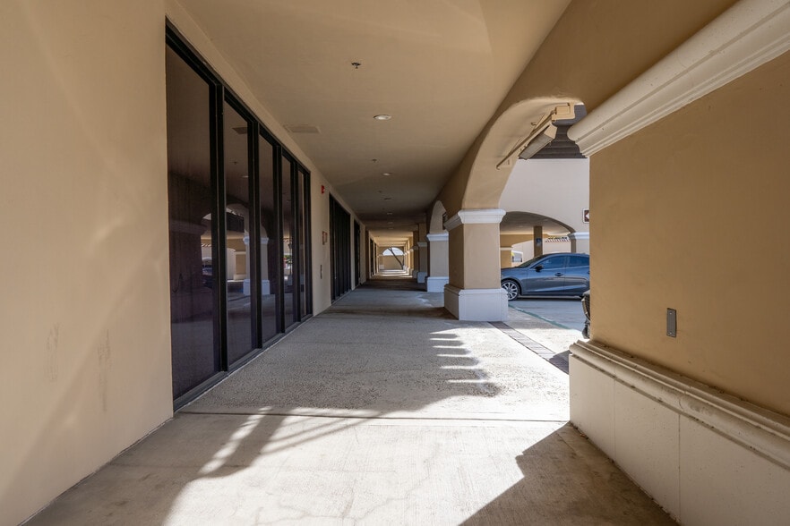 More Photos Of 101 E Redlands Blvd, Redlands Medical For Lease