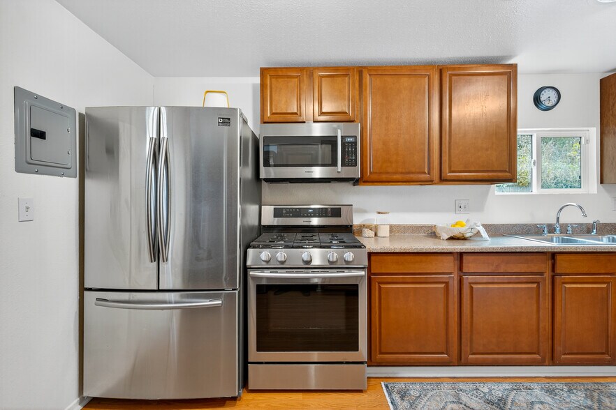 More Photos Of , Tujunga Multifamily For Sale