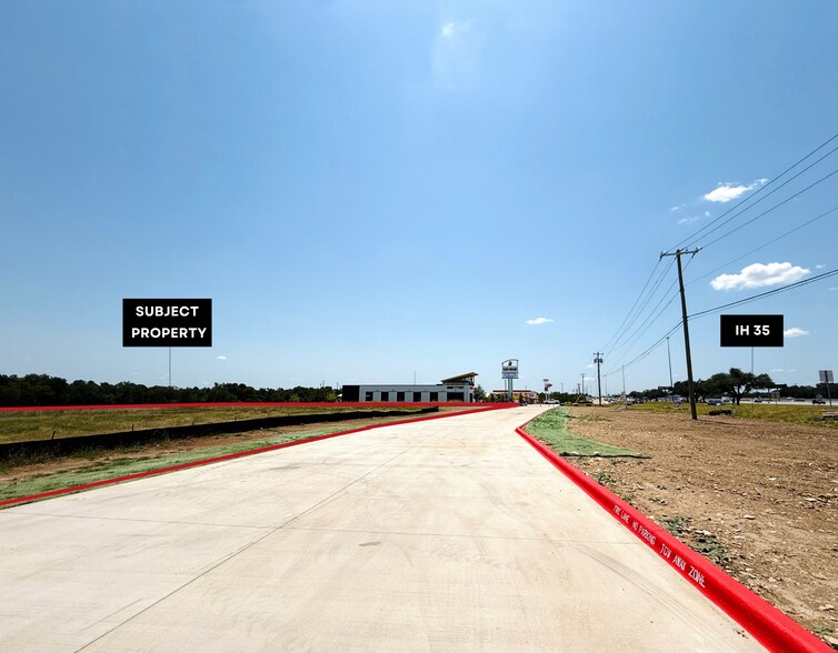 More Photos Of 3581 N Interstate 35, Round Rock Land For Sale