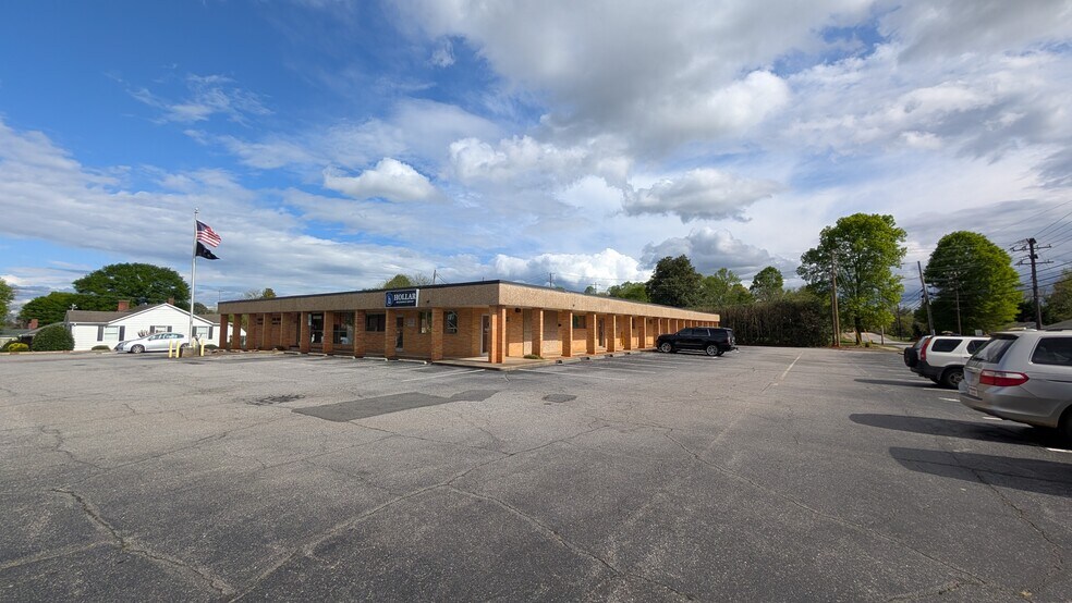 Primary Photo Of 2890 S Lookout St, Claremont Light Distribution For Lease