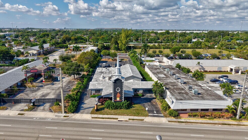 More Photos Of 4213 N Federal Hwy, Pompano Beach Religious Facility For Sale