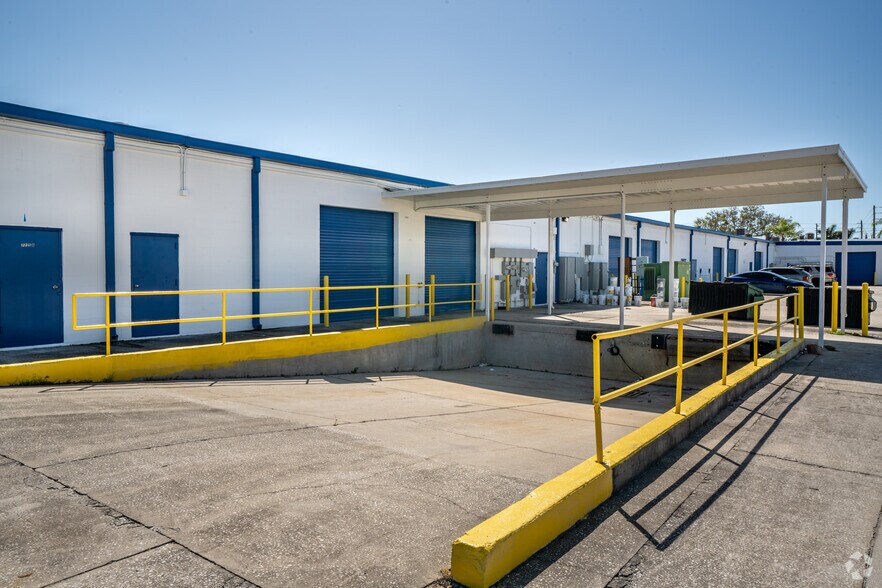 More Photos Of 7201-7243 Bryan Dairy Rd, Largo Unknown For Lease