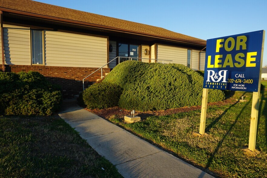Primary Photo Of 753-755 Walker Rd, Dover Office For Lease