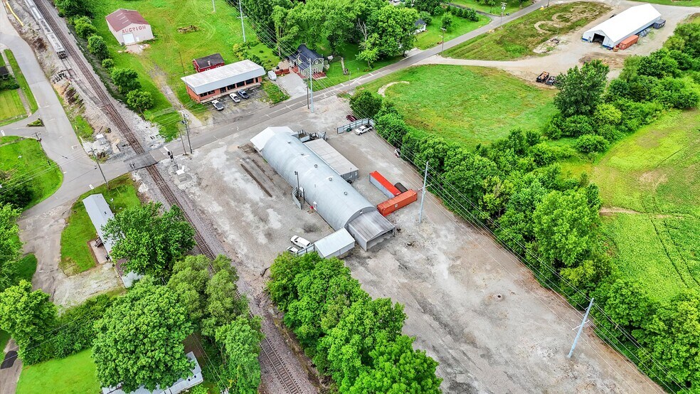 More Photos Of 308 N Morrison St, Morristown Industrial For Sale